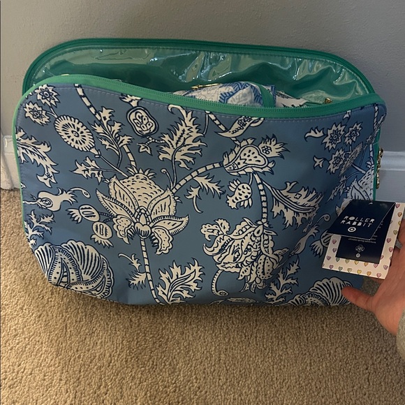 Roller Rabbit x Target Beauty Bag Set - Picture 1 of 5